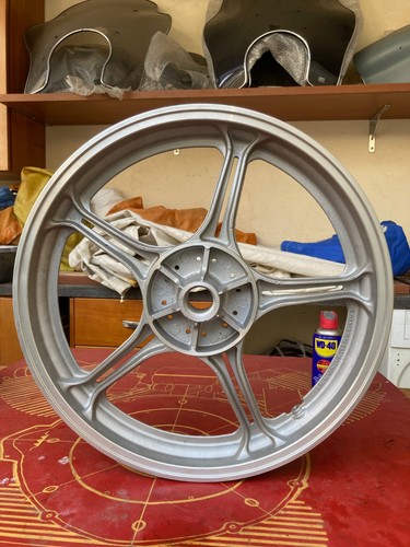 Cerchio posteriore moto guzzi - moto,