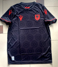 T-shirt maglia nera Albania