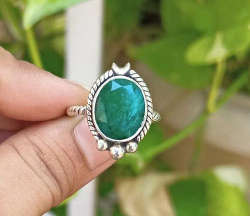 Anello antico vittoriano