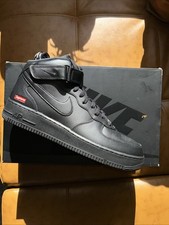 Supreme Nike Air Force 1 Mid