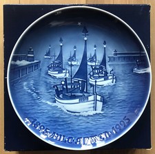 Piatto Bing & Grondahl Giubileo 1895-1995 "Natale a Casa" Royal Copenaghen