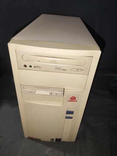 Win95 retro computer at - computer,