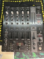Behringer DJX-750 Mixer per DJ