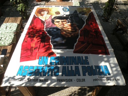 Gigantografia criminale - un,