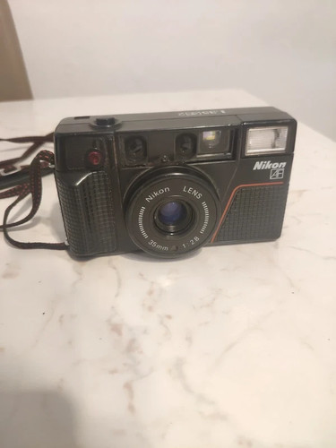 Nikon l35af2 black point - nikon,