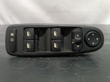 PULSANTIERA ANTERIORE SINISTRA