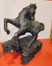 Aligi Sassu - é una scultura