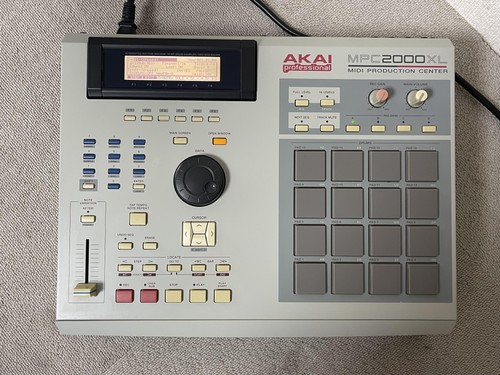Akai professional mpc2000xl - akai,