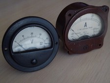 voltmetro vintage URSS