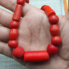 Autentica collana africana antica splendida collana di perle in vetro rosso
