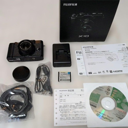 Fotocamera digitale compatta