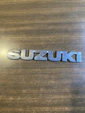 Scritta Suzuki Post