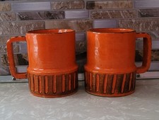 Set di tazze vintage in