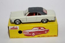 Solido 133 Fiat 2300 S Ghia