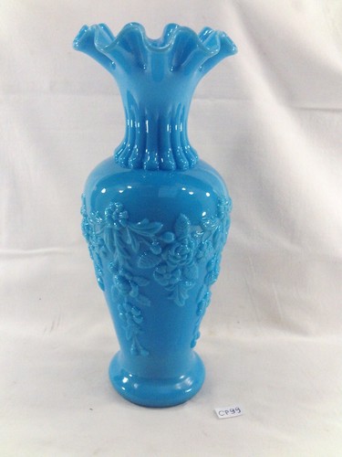 Ancien vase opaline bleue - en,