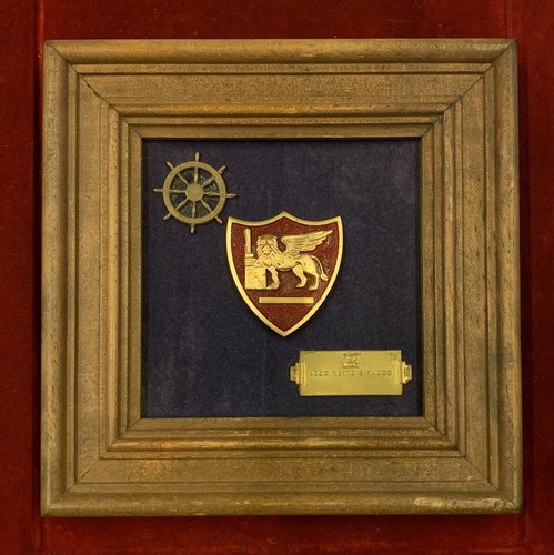 K372 crest quadretto - crest, /