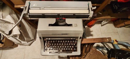 Macchine scrivere antiche - scrivere,