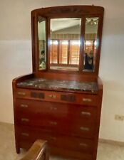 Comò com piano in marmo e specchiera