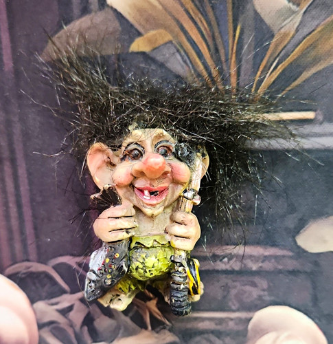 Statuina troll norvegese