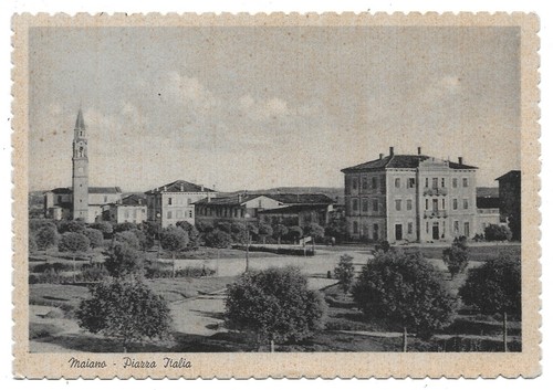 Maiano piazza italia - (udine).,