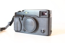 Fujifilm Fuji X-Pro 1 Fotocamera Mirrorless Nera 16,3MP Solo Corpo + Borsa