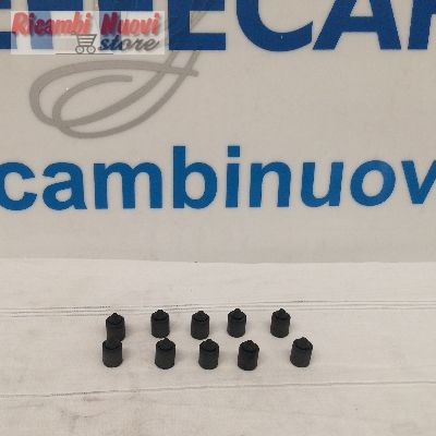 Tassello coperchio vano - vano, motore