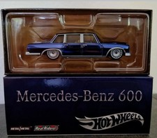 HOT WHEELS Premium 2025