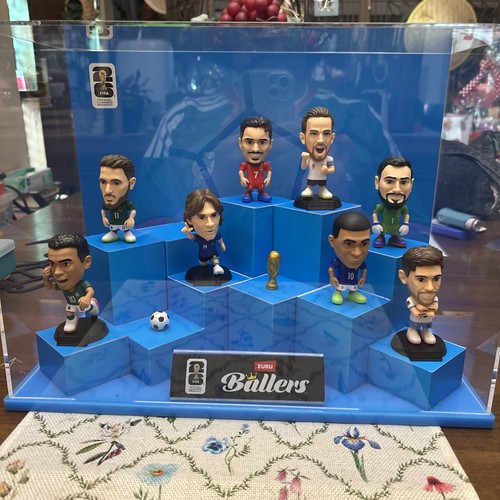 Vetrina calcio palloni zuru - vetrina,