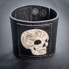 Bracciale In Pelle Con Ricamo
