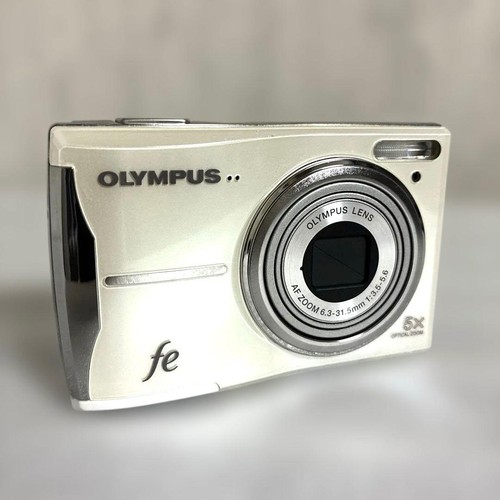 Fotocamera digitale compatta