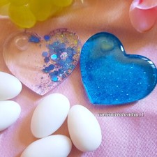 6 Cuori in resina lavorati a