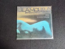 GLAMOUR INTERNATIONAL MAGAZINE