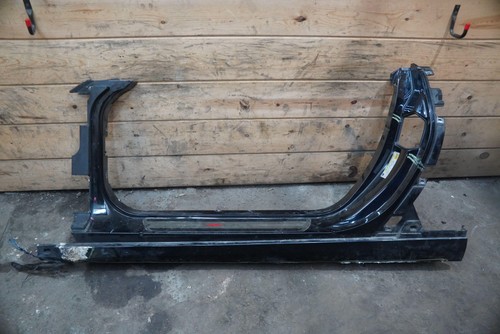 Left rocker door - left,