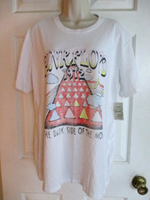 T-shirt bianca nuova con