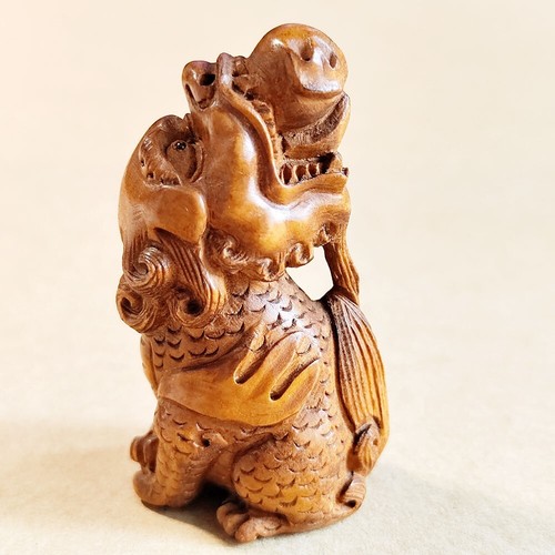 M8430 statuina netsuke - m8430, in
