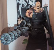 Esclusivo Nemesis Colossal