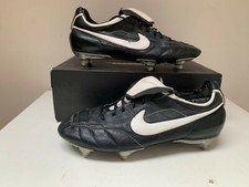 SCARPE DA CALCIO NIKE TIEMPO