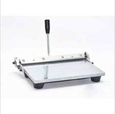 Piegatrice manuale in pelle