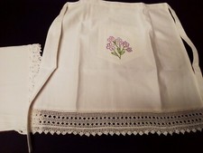 GREMBIULE CUCINA CAMERIERA RICAMATO UNCINETTO E STROFINACCIO 