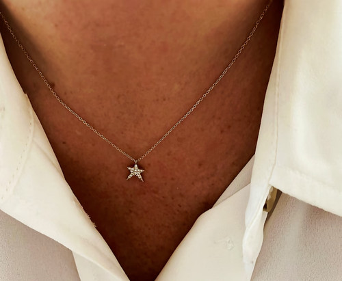 Ciondolo stella diamante