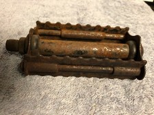 Antico pedale singolo destro