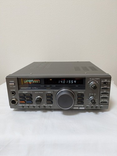 Ricetrasmettitore radioamatore