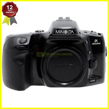 Minolta Maxxum 303si body (Dynax 300 si). Fotocamera reflex analogica autofocus.
