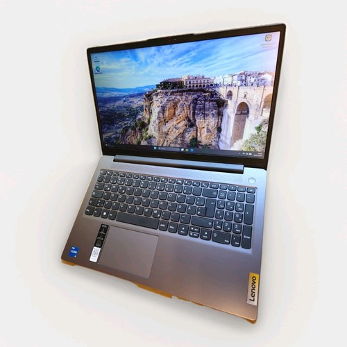 Notebook lenovo 15iah8 - notebook,