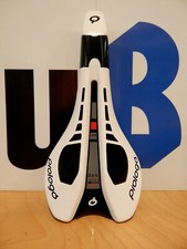 Sella Prologo SCRATCH 2 PAS+CPC Forchetta NACK - BIANCA