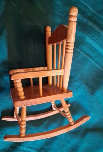 Piccola sedia dondolo - sedia, a
