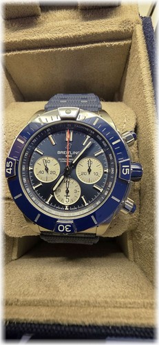 Breitling super chronomat b01 - breitling,