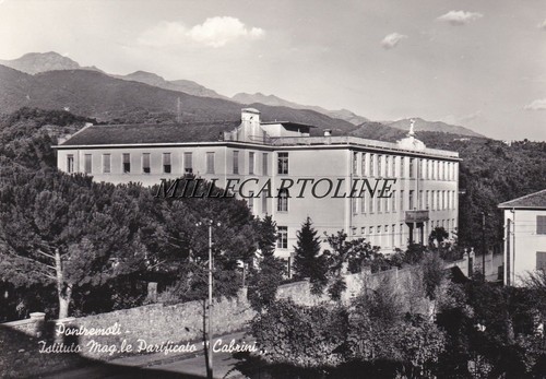 Pontremoli ist magistrale - ist.,