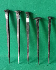 LOTTO 5 ANTICHI CHIODI