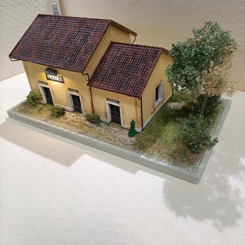 Plastico ferroviario - plastico,